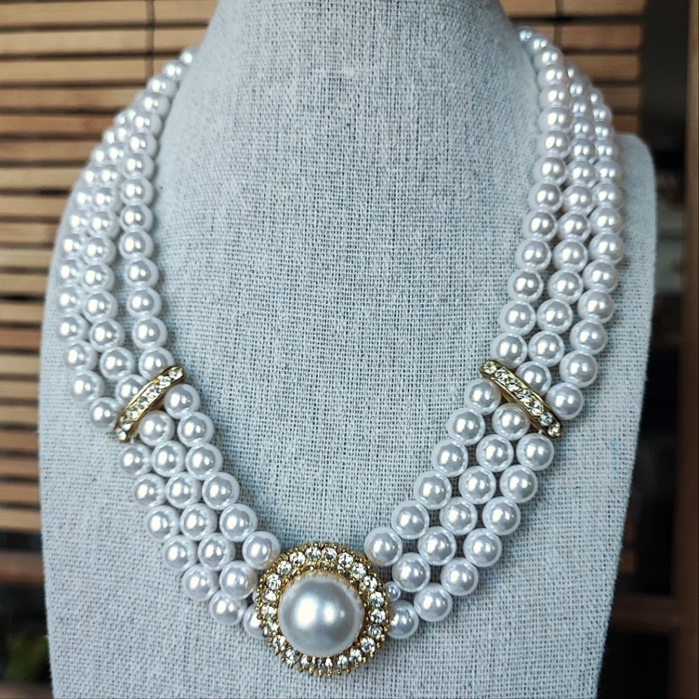 Three 3 Strand Faux Pearl Gold Tone Collar Bib Necklace Clear Rhinestones EUC